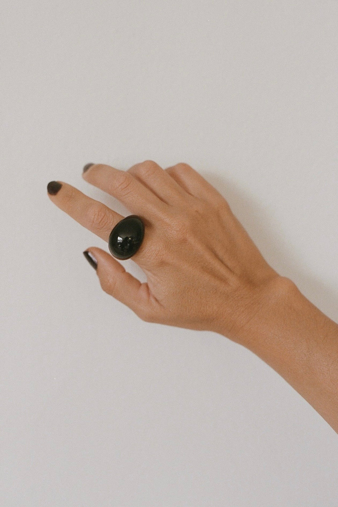 Somni Ring in Black - By Ayllón