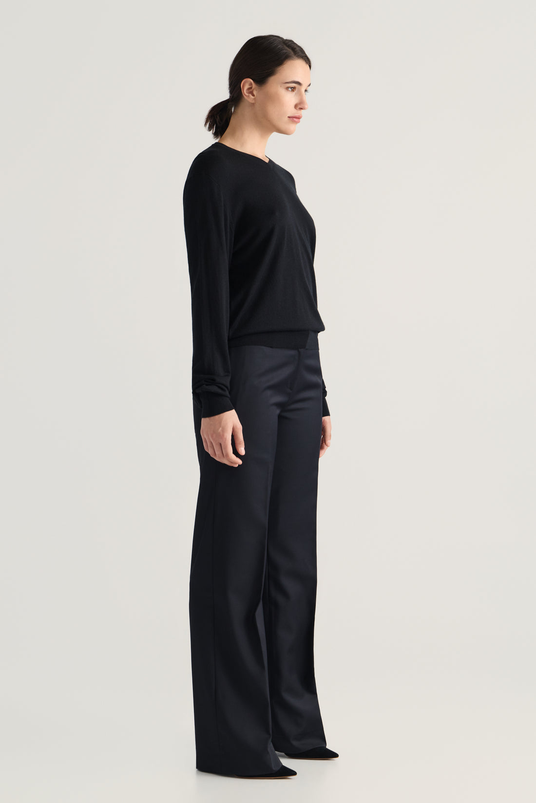 Isla V-neck - Black