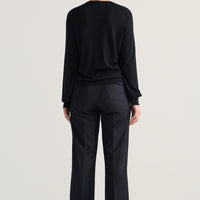 Isla V-neck - Black