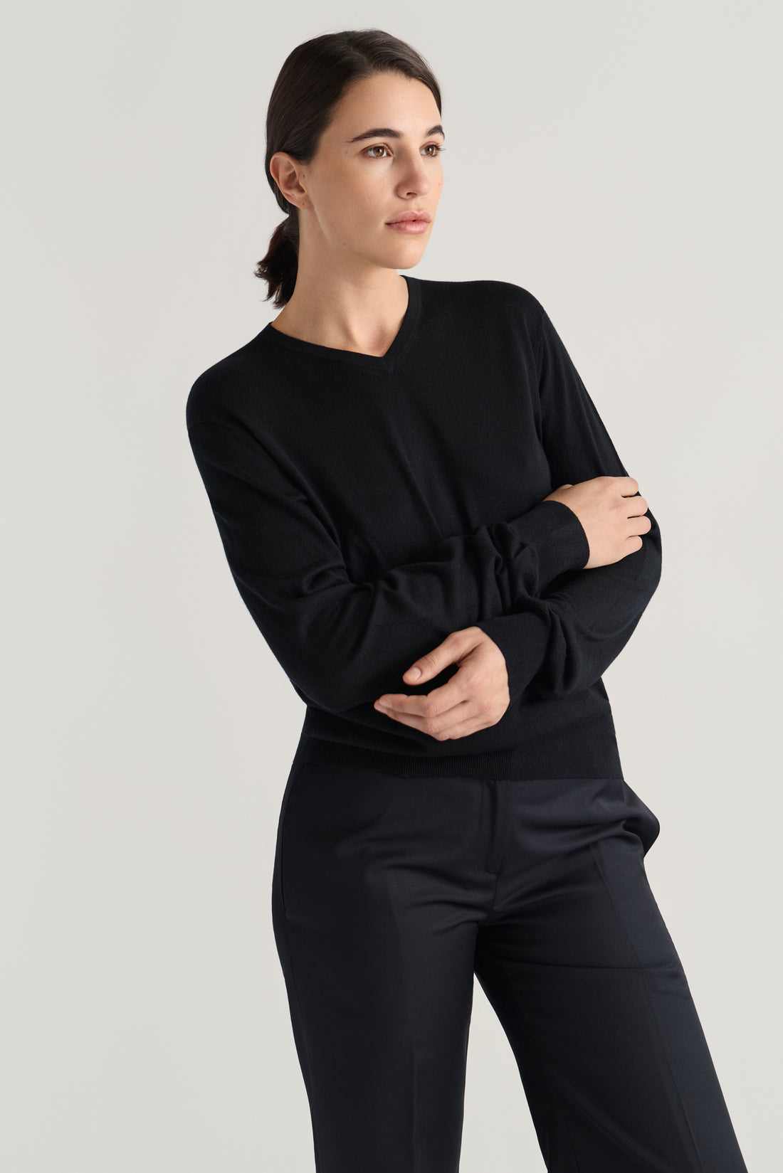 Isla V-neck - Black